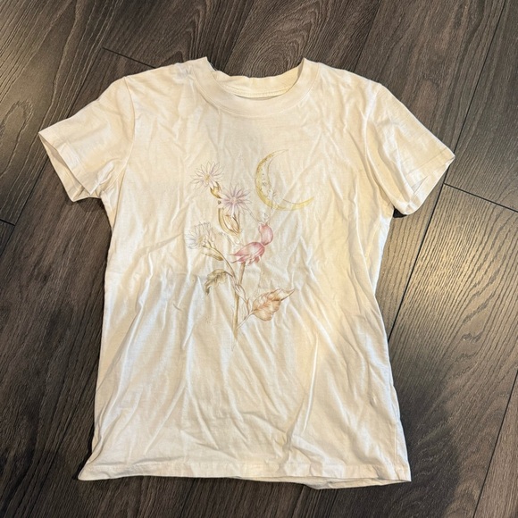 Cotton On Cream Tee with Floral and Moon Design - Picture 1 of 3